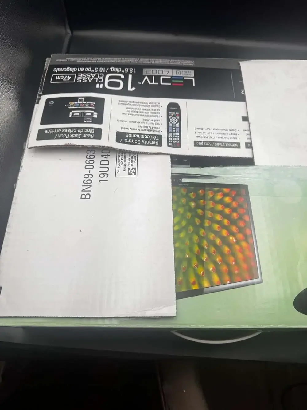 Samsung 19-Inch Class 4003 Series 4 LED TV